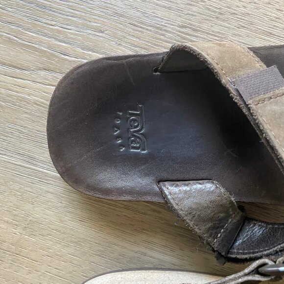 TEVA Universal Slide Men's Sandals Size 10 Brown Leather Hooks and Loop Straps! - Picture 2 of 7